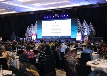 Bupati Solok Terima Langsung Penghargaan Anugerah Meritrokasi 2023 dari KASN