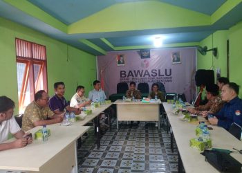 Bawaslu Mentawai Laksanakan Rakor Evaluasi Pengawasan Bersama Stakeholder