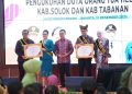 Bupati Solok dan Ketua TP-PKK Kab. Solok Dikukuhkan Sebagai Duta Orang Tua Hebat