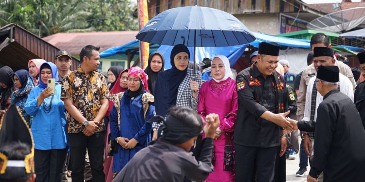 Bupati Solok Didampingi Anggota DPR RI Komisi V Kunjungan Kerja Sekaligus Temu Ramah Bersama Masyarakat Nagari Talang