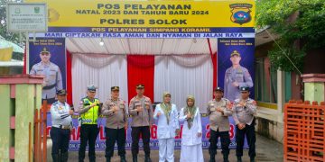 Ciptakan Rasa Aman Bagi Masyarakat, Polres Solok Tugaskan Personil Gabungan di Dua Titik Pos Pam Pengamanan Nataru