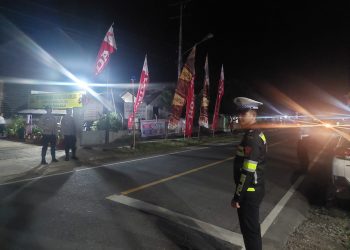 Ciptakan Rasa Aman Dalam Perayaan Natal dan Tahun Baru, Sat Lantas Polres Pasaman Timur Laksanakan Pengamanan Misa Natal