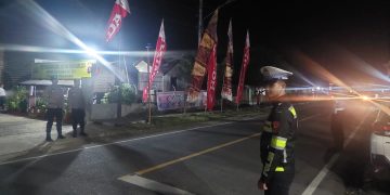 Ciptakan Rasa Aman Dalam Perayaan Natal dan Tahun Baru, Sat Lantas Polres Pasaman Timur Laksanakan Pengamanan Misa Natal