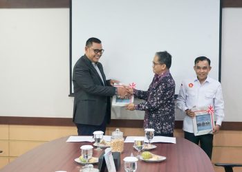 Bupati Solok Terima Laporan Hasil Pemeriksaan Dengan Tujuan Tertentu (PDTT)