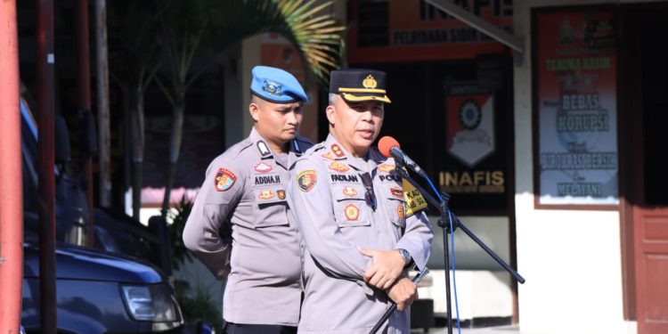 Kapolres Solok Kota Pimpin Apel Mingguan Operasi Mantap Brata 2023/2024