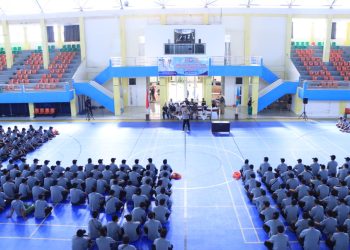 Kapolresra Solok Berikan Pembekalan Pada 472 Petugas Linmas Dalam Membantu Pengamanan Proses Pencoblosan pada Pemilu 2024