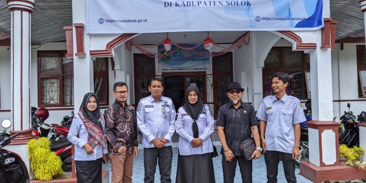 Dinas Kominfo Kab. Solok Masuk 10 Besar Dalam Penilaian yang Dilakukan oleh Komisi Informasi (KL)