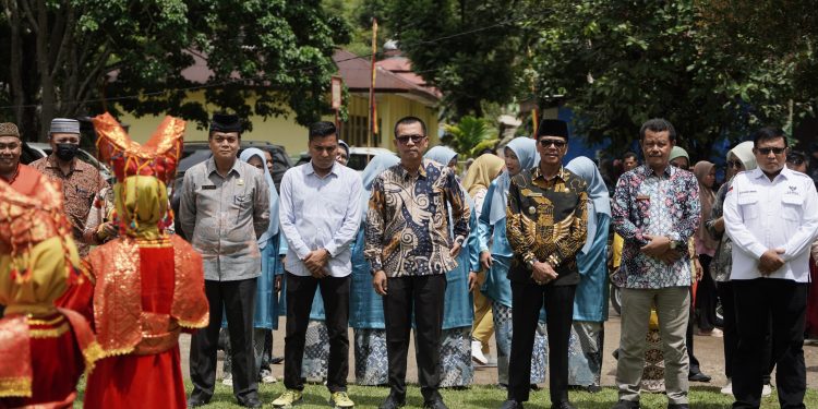 Bupati Safaruddin Resmikan Gedung Baru UPTD SD 09 Maek