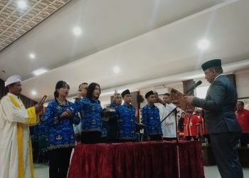Sebanyak 90 ASN Terima SK 100%, PJ Bupati Mentawai : Jangan Jadikan Mentawai Sebagai Batu Loncatan