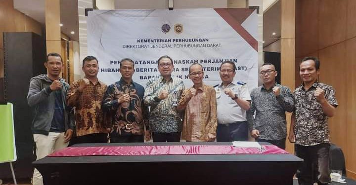 Pemkab Kepulauan Mentawai Menerima Hibah Barang Milik Negara (BMN) dari Kementrian Perhubungan RI
