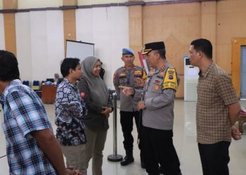 Polres Solok Kota Pantau Simulasi Pemungutan Suara di Gedung Kubung Tigo Baleh