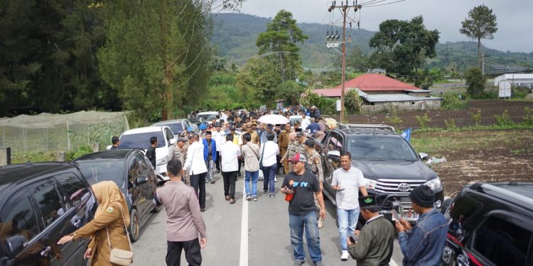 Bupati Solok Tinjau Jalan Rimbo Data-Kapujan
