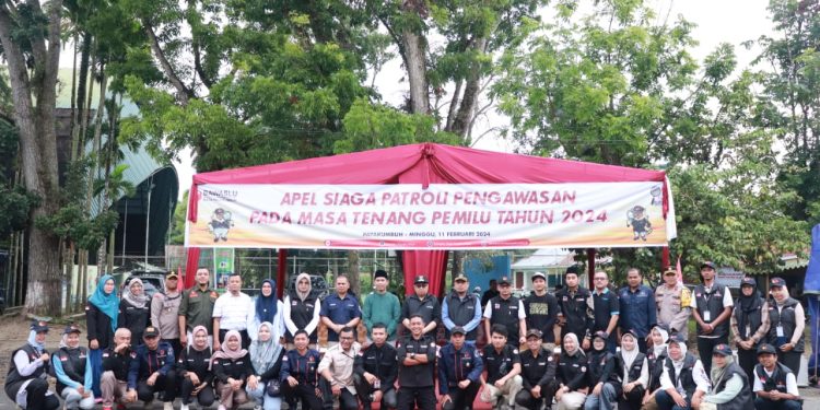Pj Walikota Payakumbuh Hadiri Apel Siaga Patroli Pengawasan pada Masa Tenang Pemilu 2024