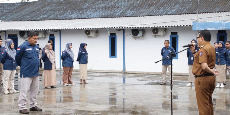 Pj Walikota Payakumbuh Pimpin Apel Pagi di Perumda Tirta Sago