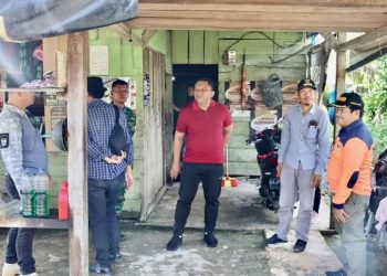 PJ Bupati Kepulauan Mentawai Kunjungi Desa Saureinuk yang Terkena Banjir