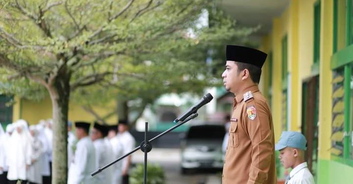 Wawako Solok Ajak Pelajar Memenuhi dan Menjawab Harapan Keluarga dengan Belajar serta Disiplin