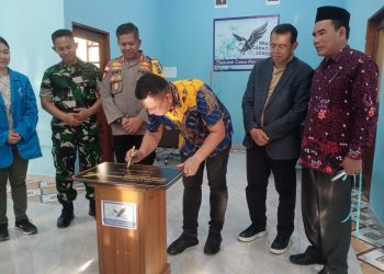 PJ Bupati Mentawai Resmikan Sekolah Calon Pengusaha di SMAK Cahaya Logos Mentawai