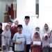Berbuka Puasa Bersama Masyarakat IX Korong, Wawako Solok Berikan Santunan Anak Yatim