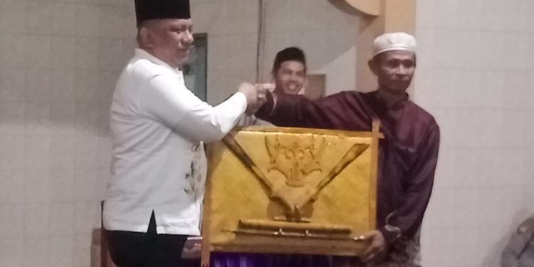 PJ Bupati Kepulauan Mentawai Safari Rhamadan di Mesjid Nurul Iman Sioban