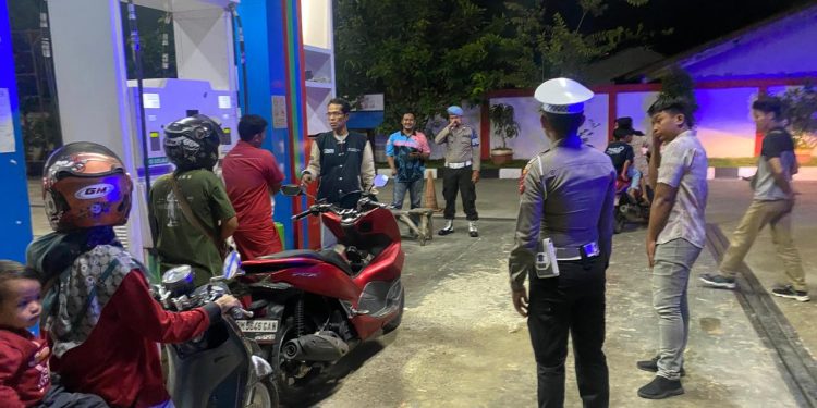 Pastikan Tidak Ada Praktek Kecurangan, Kapolres Mentawai Cek Seluruh SPBU di Wilayah Sipora