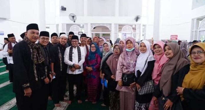 Sambut Ramadhan, Bupati Eka Putra Adakan Pertemuan Silaturahmi dengan Seluruh ASN di Llingkup Pemda Tanah Datar
