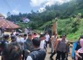 Sekda Medison Tinjau Lokasi Longsor di Kecamatan Lembang Jaya
