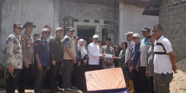 Mensos Turunkan Tim, Bupati Antar Bantuan Viral Rumah Nenek Nurbaina, Dinsos Surati TKSK, Pendamping PKH dan PSM