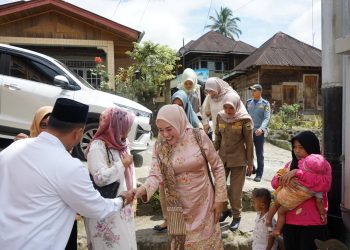 Ketua TP-PKK Kab. Solok Hadiri Pertemuan Bulanan dan Tausiyah Agama BKMT Kabupaten Solok Tahun 2024