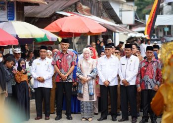 Emiko Epyardi Asda Hadiri Pembukaan Lomba MTQN Ke-40 Tingkat Kecamatan X Koto Diatas