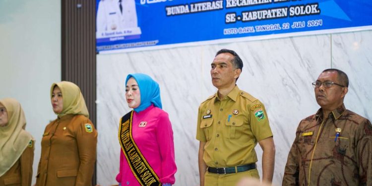 Mewakili Bupati Solok, Sekretaris Daerah Buka Secara Resmi Kegiatan Pembekalan bagi Bunda Literasi Kecamatan dan Nagari se-Kabupaten Solok