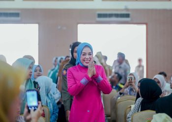 Bunda Literasi Kab. Solok Lantik dan Kukuhkan DPD FK PKBM Kabupaten Solok Periode 2024-2029