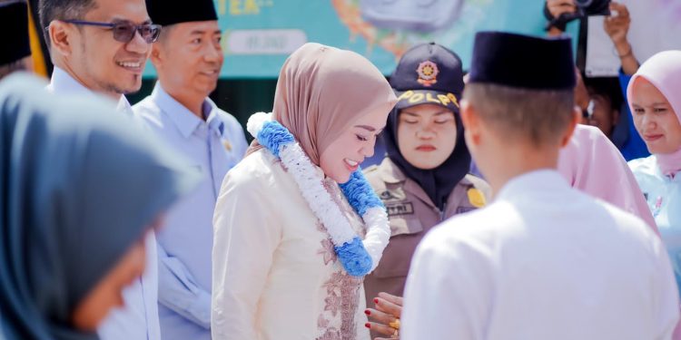Emiko Epyardi Asda, SP Hadiri Kegiatan Orientasi Keterampilan Dasar Kader Posyandu di Nagari Kinari