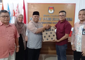 KPU Pasaman Gelar Pisah Sambut Sekretraris