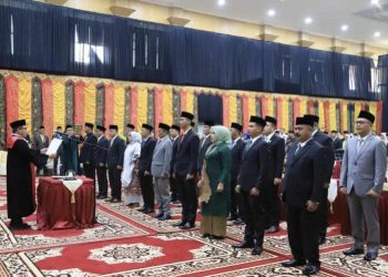 20 Orang Anggota DPRD Kota Solok Periode 2024-2029 Dilantik oleh Ketua Pengadilan Negeri Solok