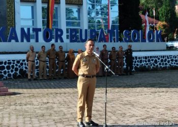 Sekda Medison Pimpin Apel Pagi Pemda Kabupaten Solok