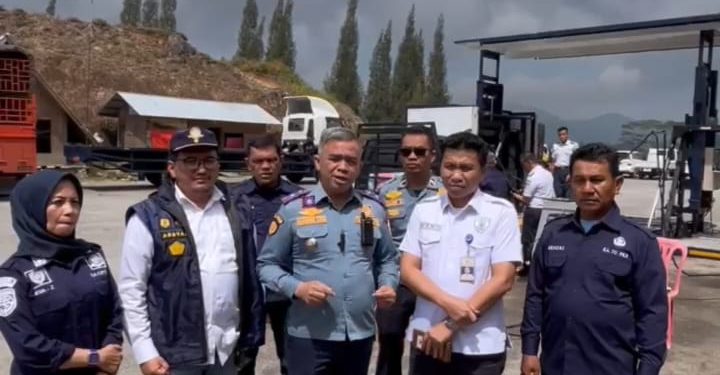 Dishub Kab. Solok Berikan Layanan Keliling Uji Kendaraan Bermotor di Terminal Alahan Panjang