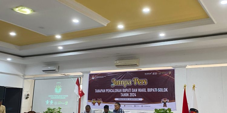 KPU Kabupaten Solok Gelar Jumpa Pers Tahapan Pencalonan Bupati dan Wakil Bupati Solok