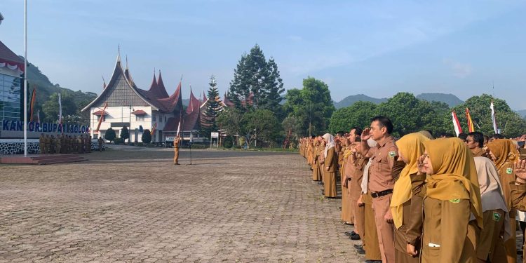 Pemkab Solok Laksanakan Apel Pagi