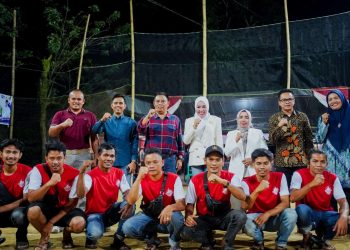 Kadis Pora Kab. Solok Bersama Ketua TP-PKK Hadiri Pembukaan Turnamen Volley Ball ARBA Cup 2024 Aripan Bawah