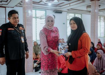 Emiko Epyardi Asda Hadiri Temu Ramah dengan Keluarga PKH di Jorong Guak Dama