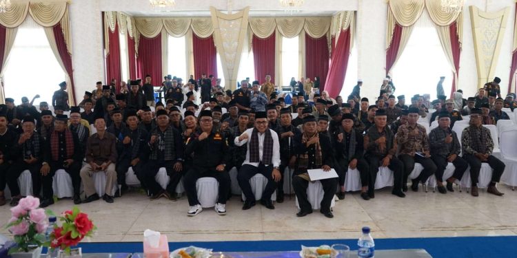 Pembukaan Kegiatan Pelestarian Adat dan Peningkatan Kapasitas Niniak Mamak Se-Kabupaten Solok