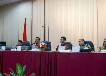 PJ Bupati Solok Diwakili Sekda Medison Hadiri Rapat Kerja Banggar Bersama TAPD Terkait Pembahasan Ranperda Perubahan APBD Tahun 2024