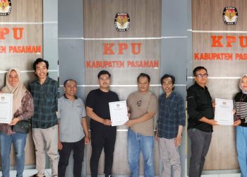 Bapaslon Bupati Pasaman Perbaiki Berkas Pendaftaran Ke KPU