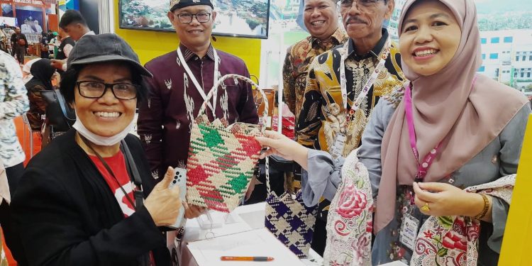 Bupati Safaruddin Perkenalkan Lima Puluh Kota di APKASI KE XVI