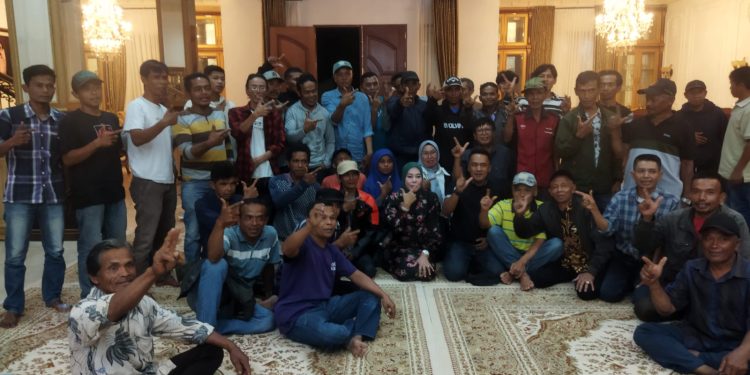 Dukungan Terus Mengalir, Masyarakat Nagari Talang Siap Menangkan Paslon Emiko-Irwan Afriadi di Pilkada Kabupaten Solok 2024