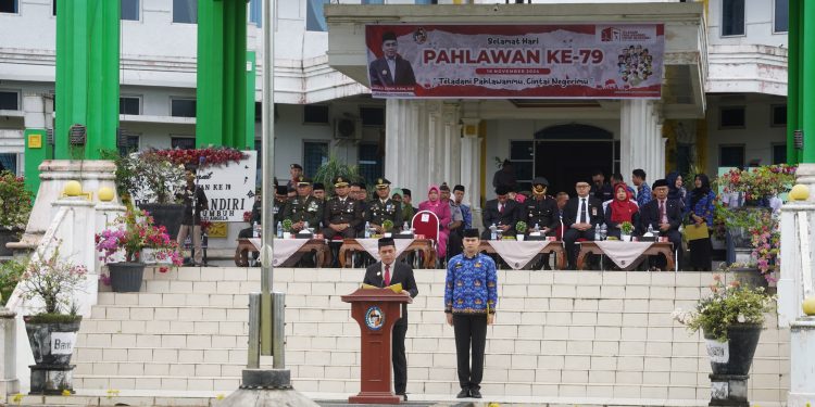Upacara Peringatan Hari Pahlawan, Pjs. Bupati Ahmad Zakri Sampaikan Sambutan Menteri Sosial