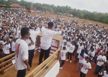 Di Hadapan Ribuan Pendukungnya, RIYO Janji Akan Secepatnya Menuntaskan Infrasturuktur