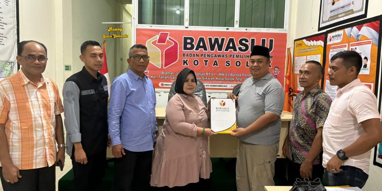 Tim Hukum NCLM Laporkan Ketua  BAZNAS Kota Solok ke Bawaslu