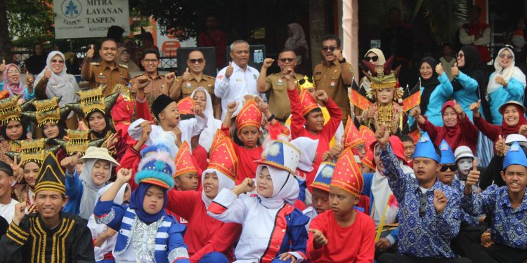 Dalam rangka Memperingati Hari Disabilitas Internasional 2024, MKKS SLB Kota Payakumbuh Inisiasi Gelar Pawai Alegoris