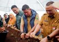 Wabup Solok Sambangi Tempat Pembibitan Tanaman Kentang Berbasis Smart Farming